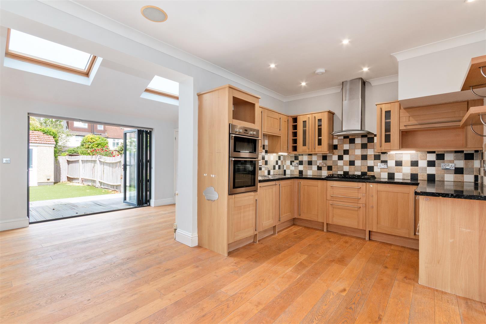 Property Image 5a43f832-167e-4b3e-93cf-f124749bcb03