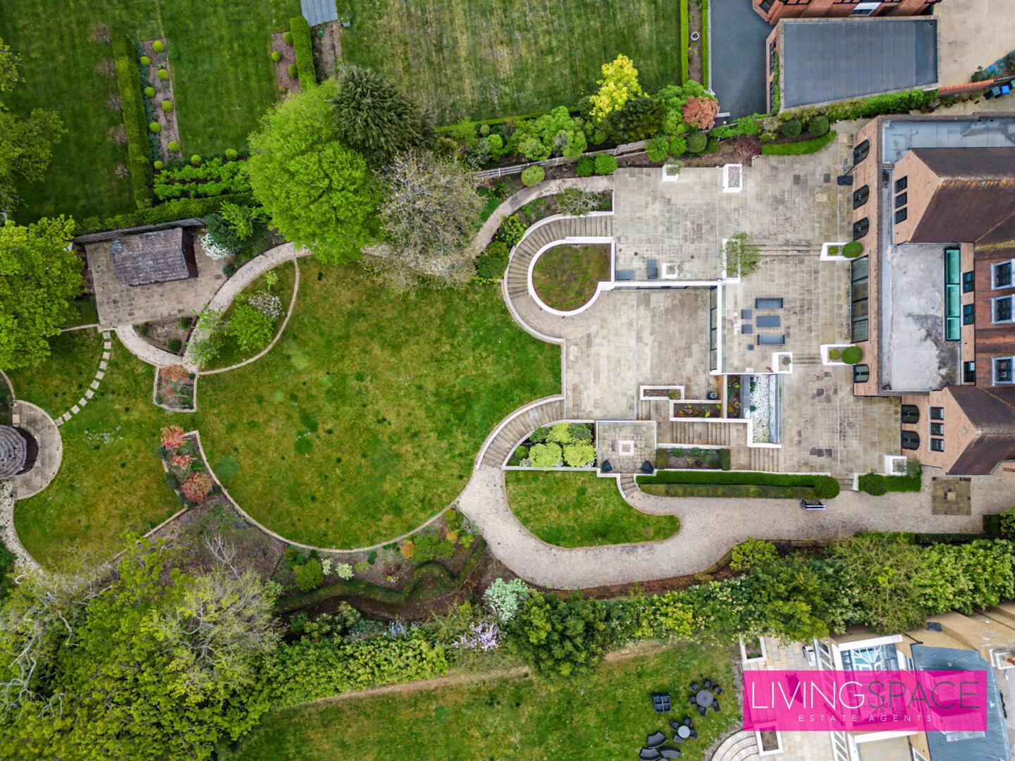 Property Image 5a597d34-993d-4199-b0ff-c4354d0c77bc