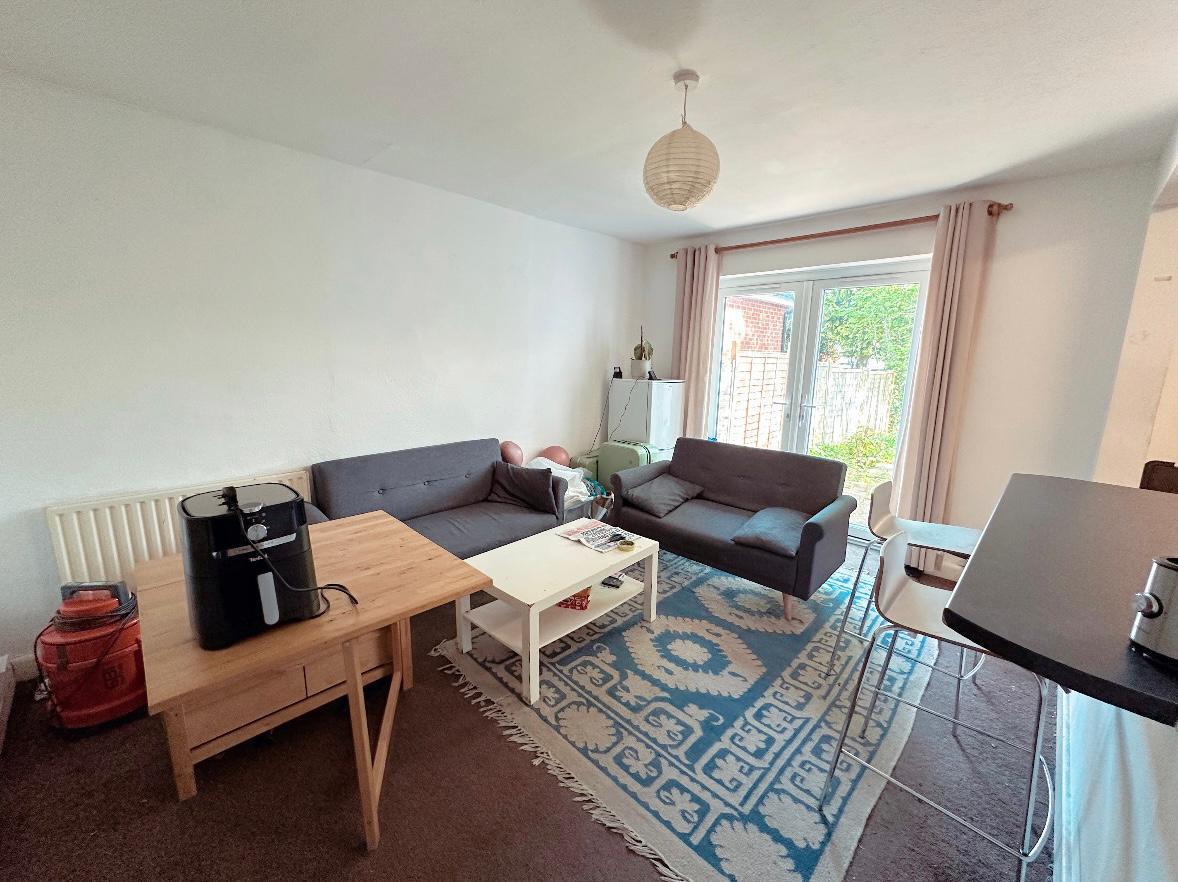 Property Image 5a67f06f-c39d-4d11-ace3-a04e81a96e0d