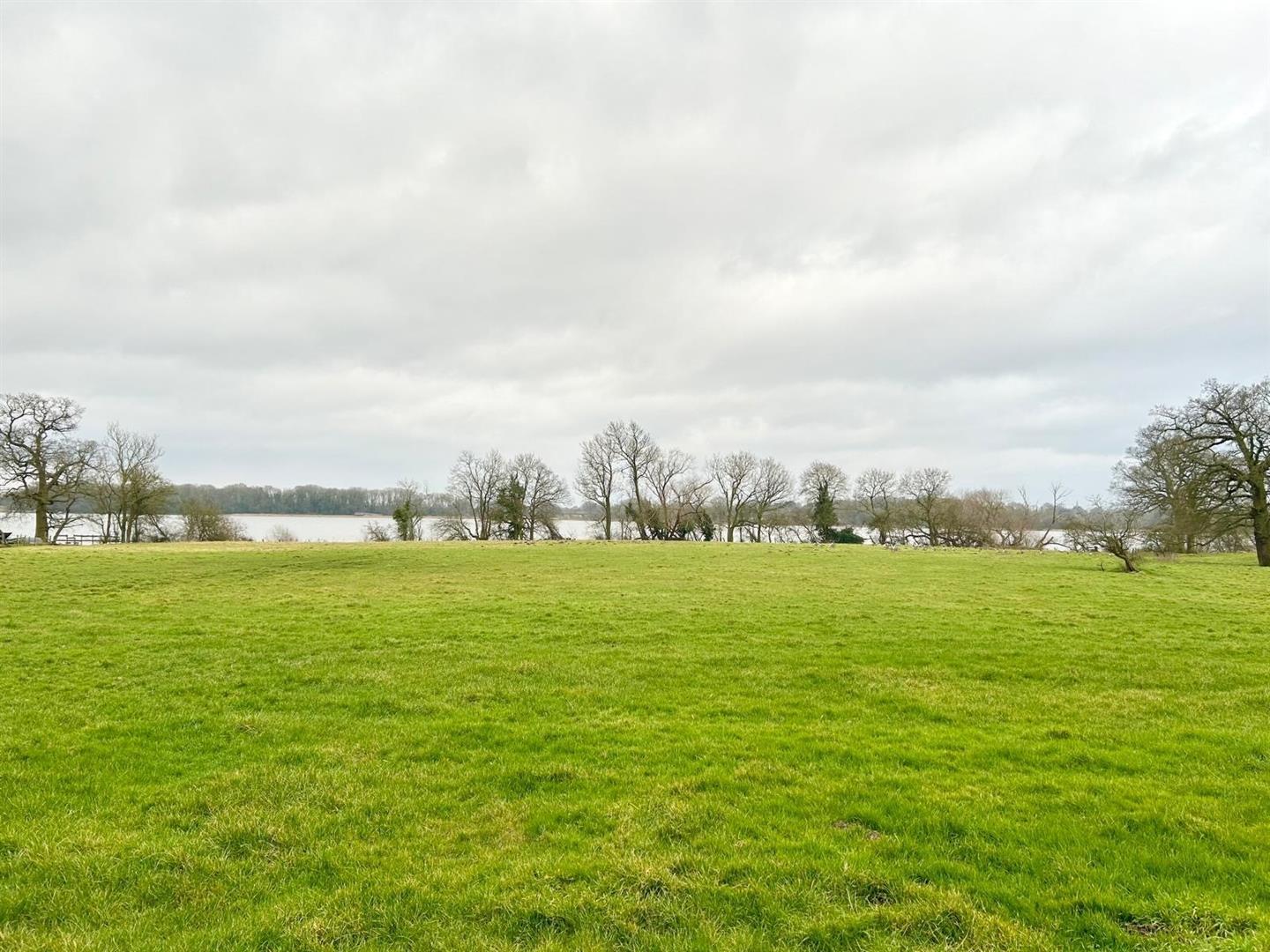 Property Image 5a6f11ee-698c-4c53-abf0-376a7558abe0