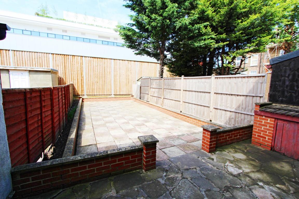 Property Image 5a8353e3-b6b7-4403-89dd-15bbf86e64d7