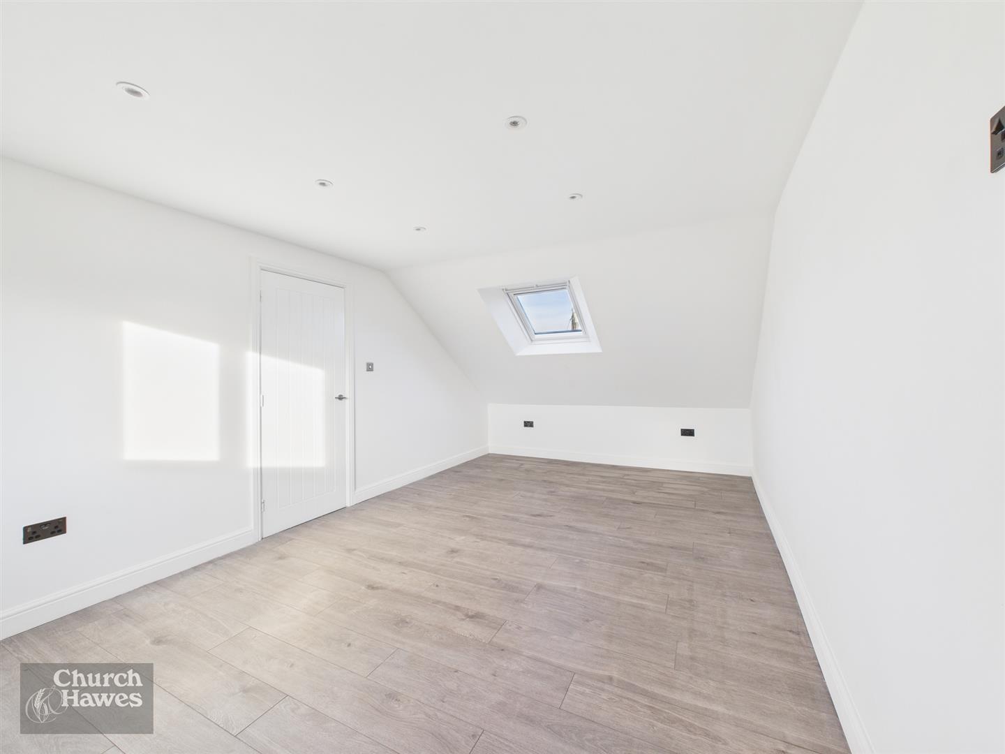 Property Image 5a84bbfa-df37-4ea8-8aa2-5976b8ba76e9