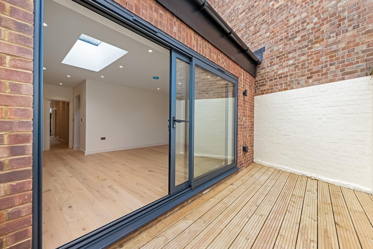 Property Image 5a975bfe-e58b-488e-b195-2d7526edbfbb