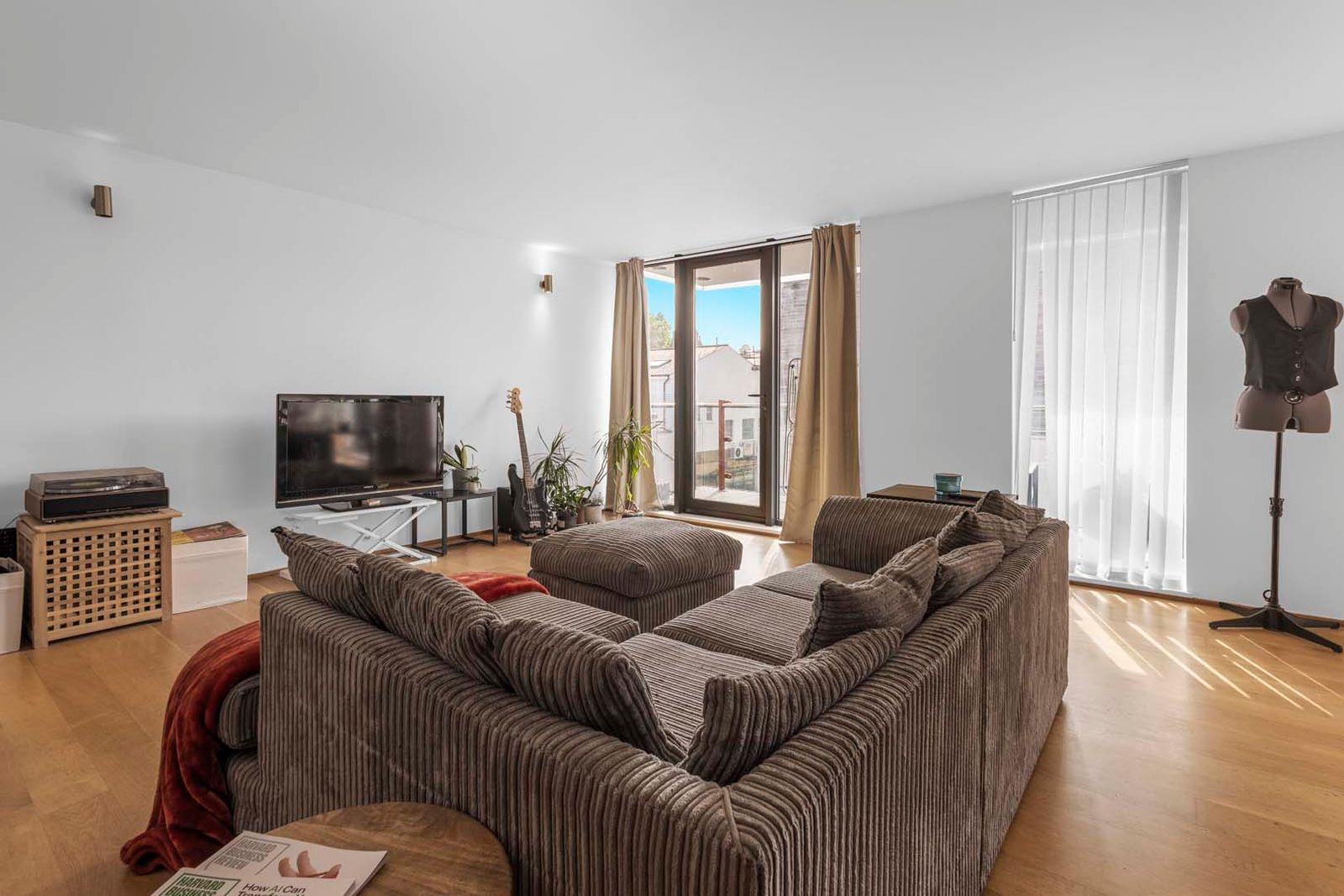 Property Image 5abece7c-4994-4a73-a45d-2619f12ac146