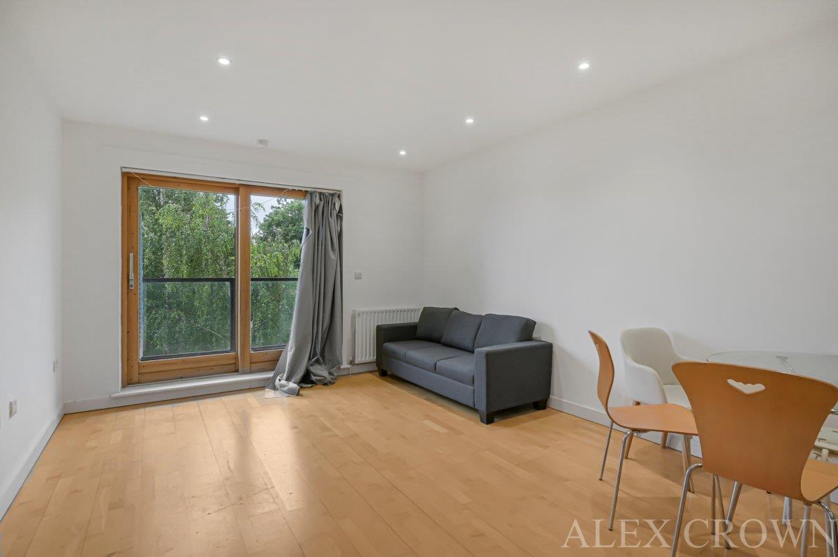 Property Image 5ad33e19-fa79-4993-9ae1-f8ea92623d37