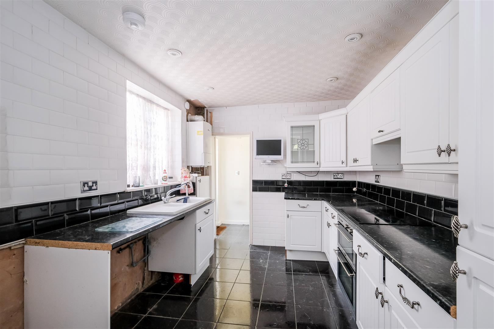 Property Image 5aeaf889-7624-476b-bc10-3933f8e42abc