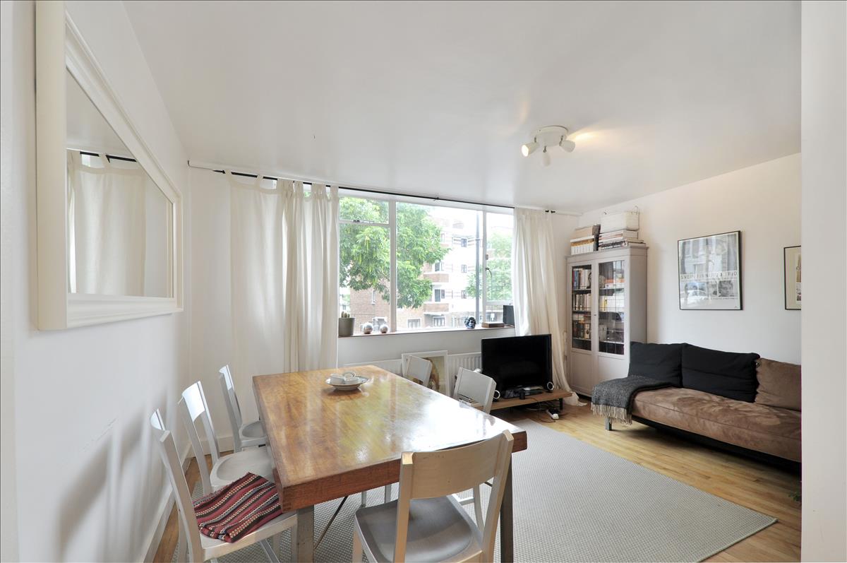 Large one double bedroom apartment for rent minutes from Upper Street Islington N1