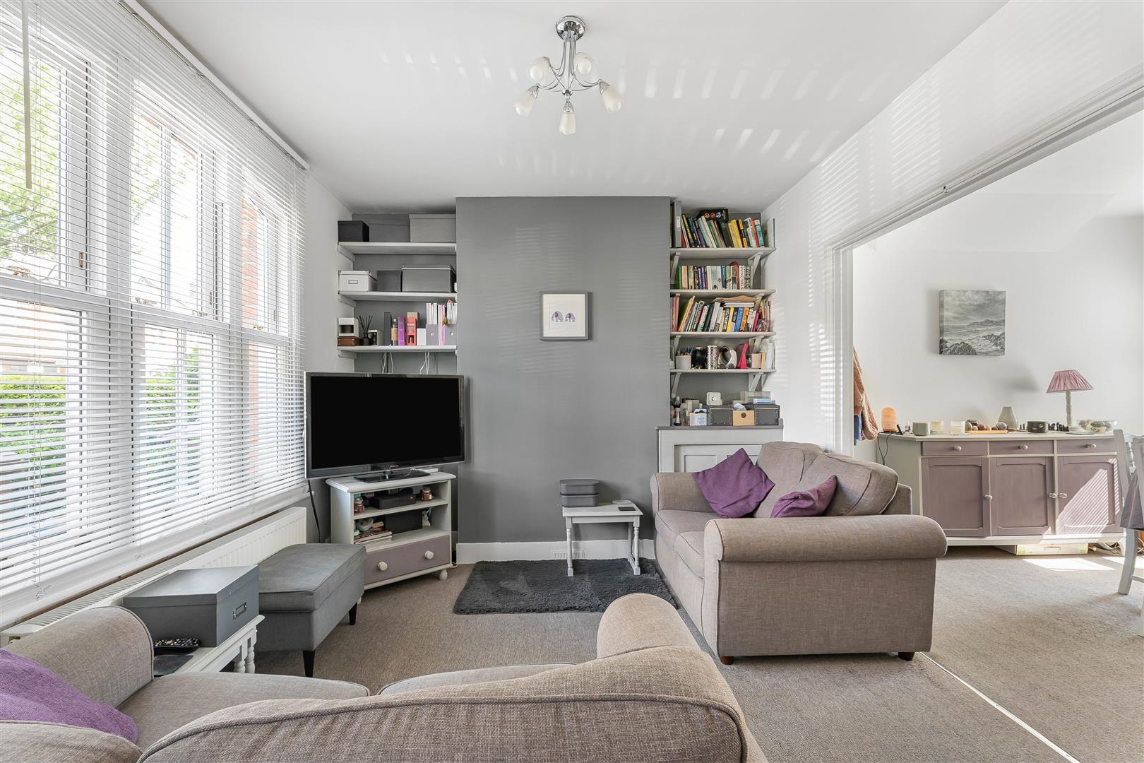 Property Image 5b088d01-1e8c-44d5-93f4-71216cf2cc3d