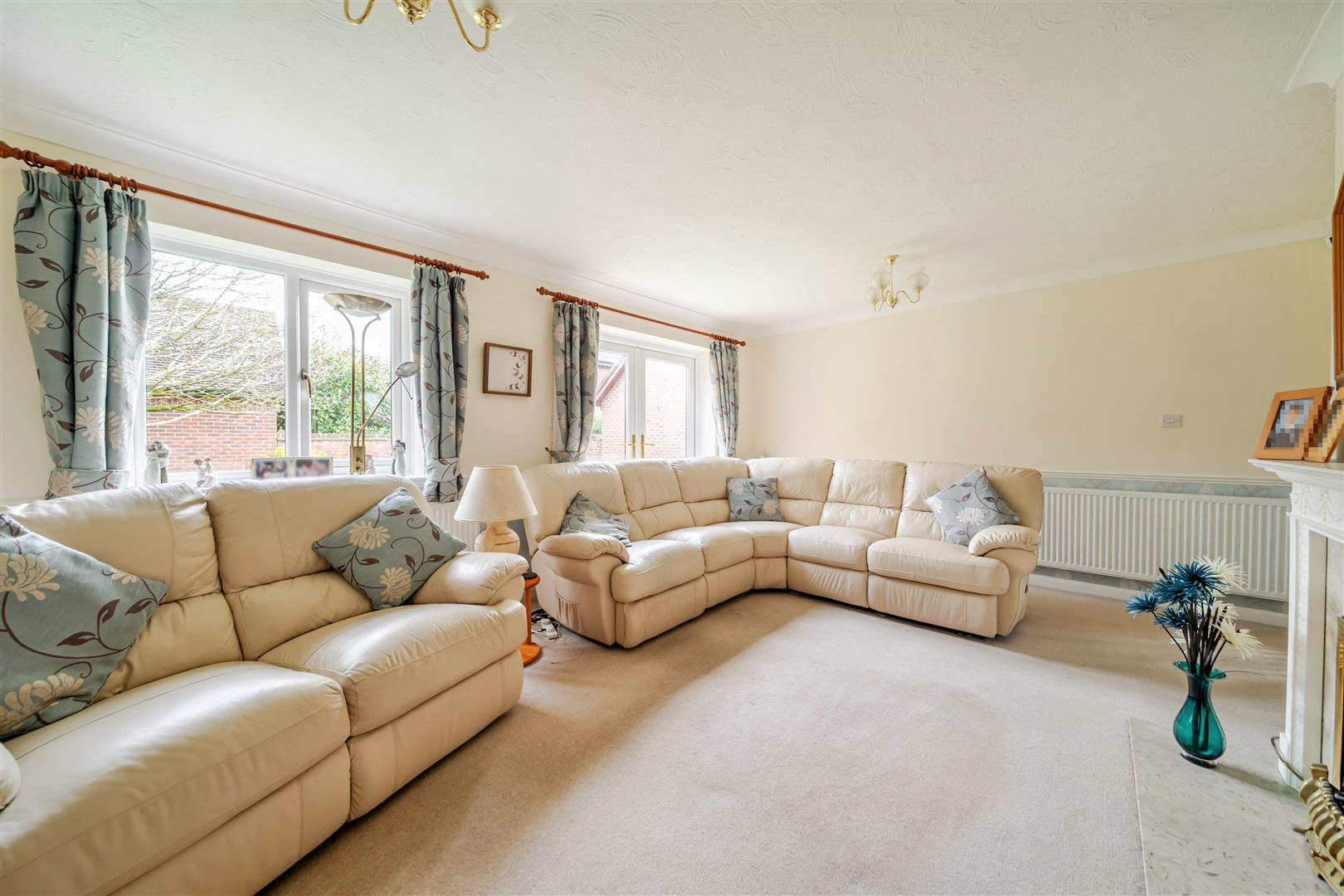 Property Image 5b0cf2d3-a3d5-4c14-a812-4c3a6c59451b