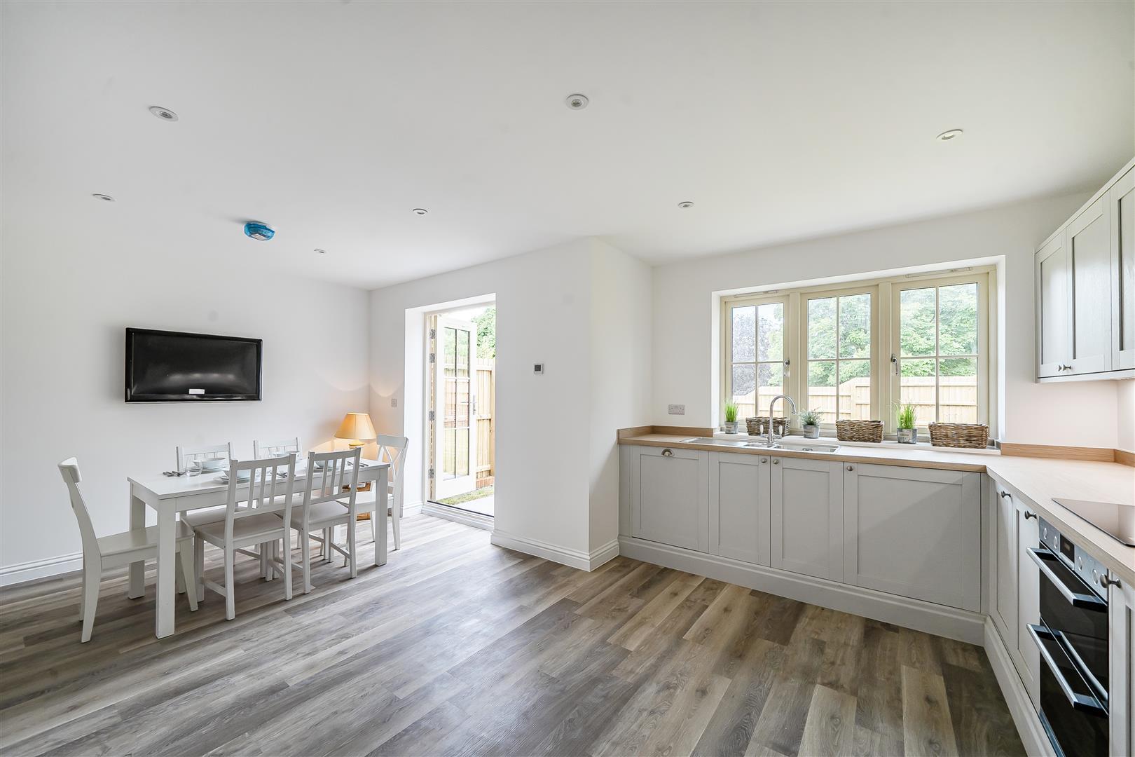 Property Image 5b1edb05-5e81-4627-b730-ebd86cdf40f8