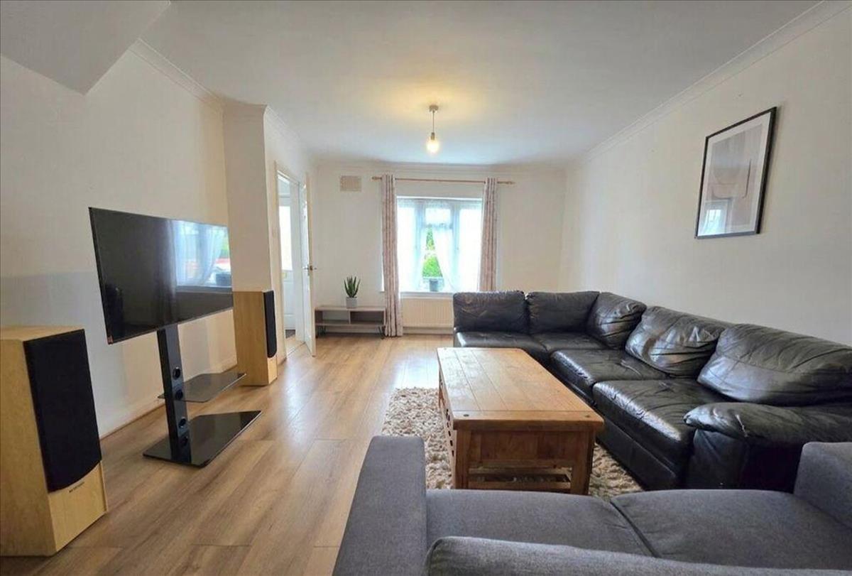 Property Image 5b3a0ecc-4508-486e-918d-d3ac57dbde39