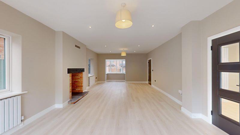 Property Image 5b3c6610-b4b4-4ea0-a9f2-92941e419c38