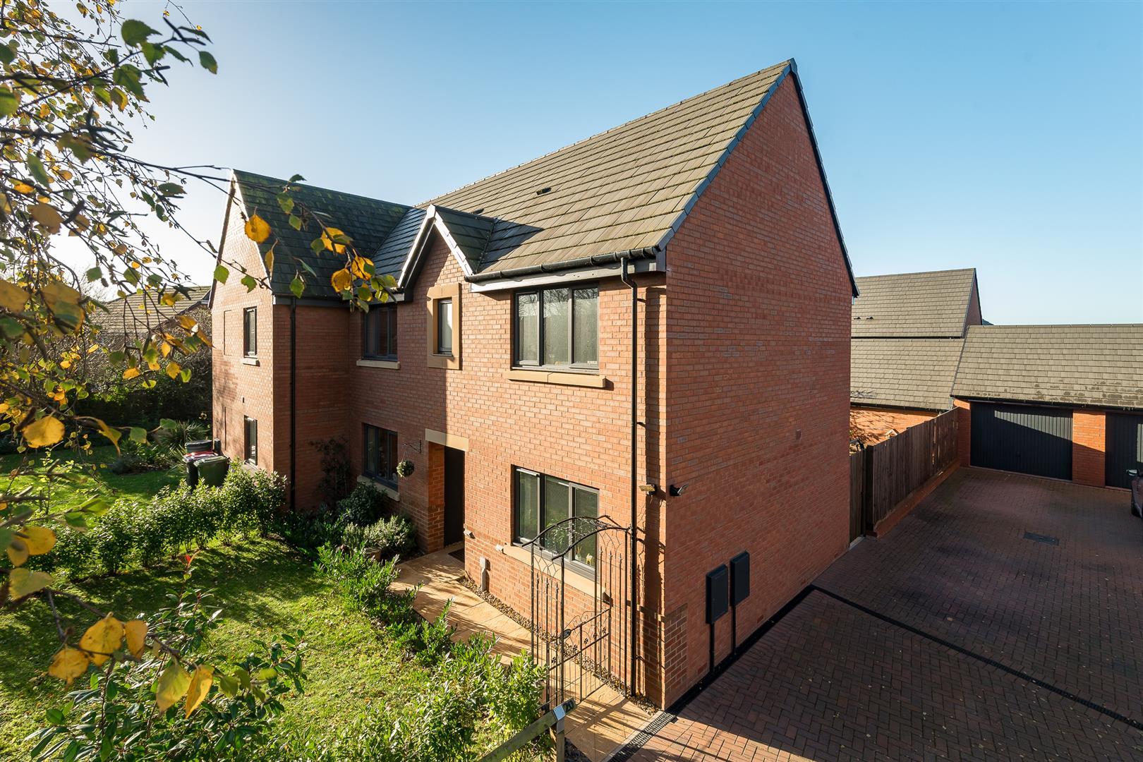 Property Image 5b3d3fb8-8862-486e-a8f1-bc23e0811bb3