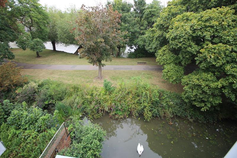 Property Image 5b53f754-b85c-4c09-bac3-86669f409666