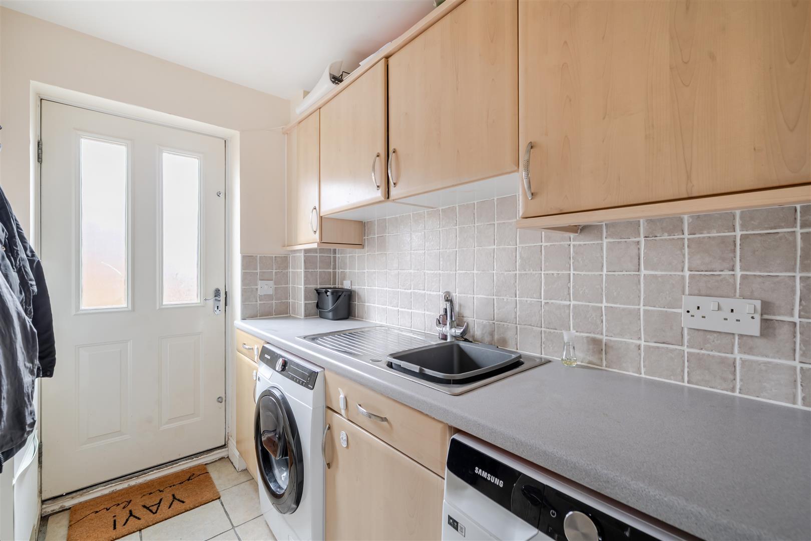 Property Image 5b65a2c8-6729-4ba3-a176-04f3c4a1c968