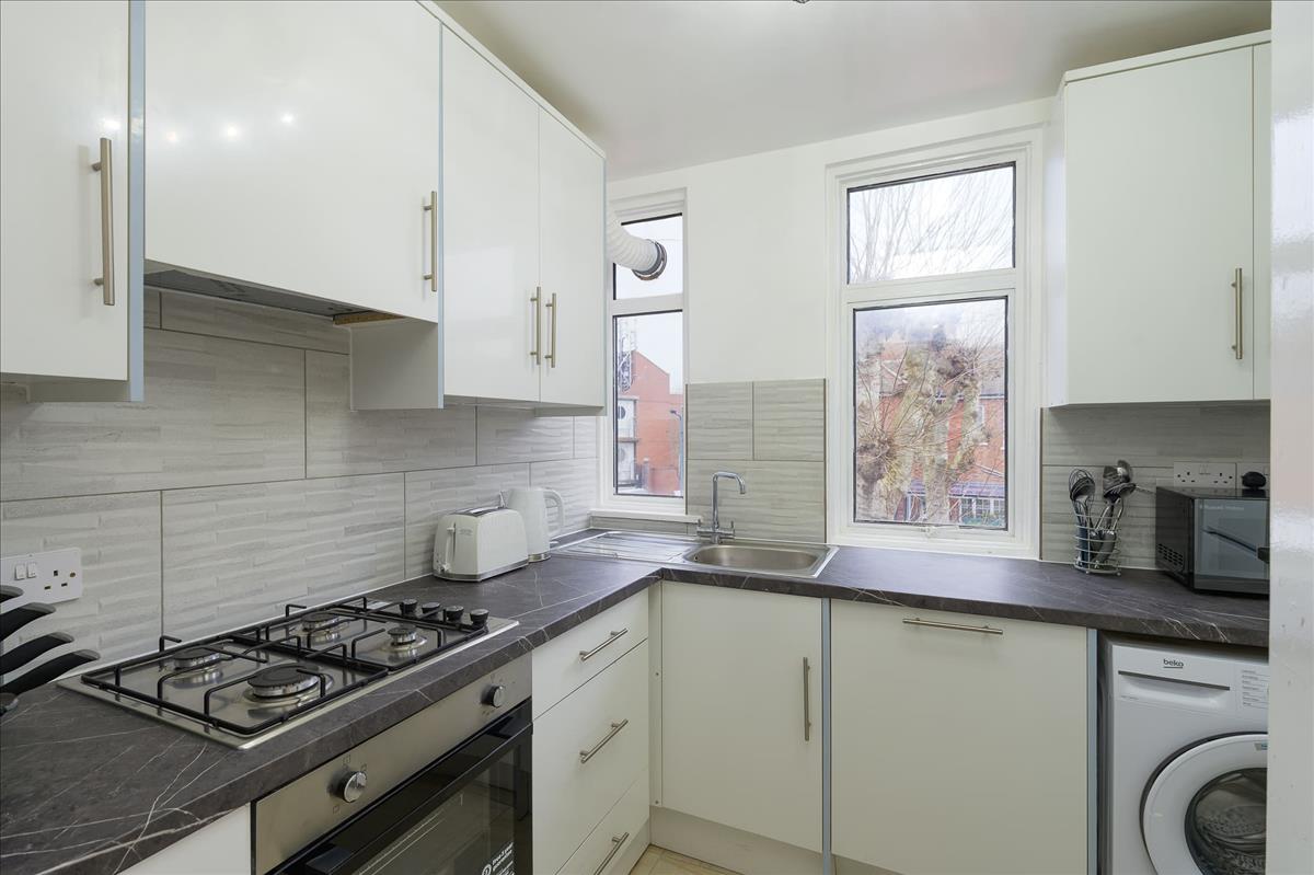 Property Image 5b698627-a3b2-40e6-b0d9-fc5fc3344d14