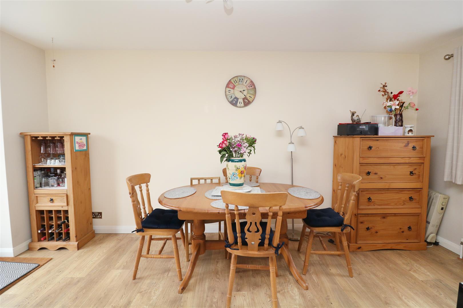 Property Image 5b8db360-0649-46f4-a11e-ac3feb784752