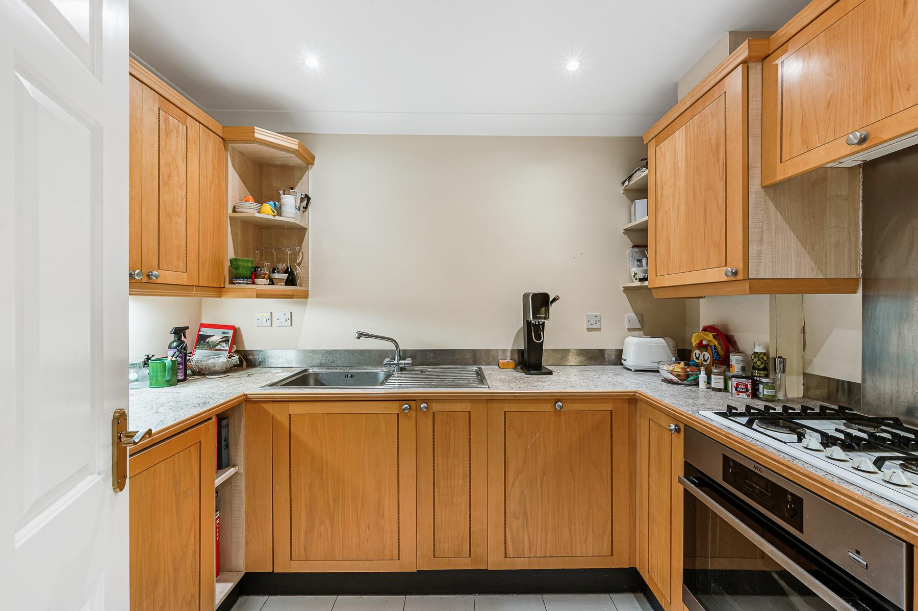Property Image 5b8db85b-ec9f-42ac-a3a9-f77b1681ac19