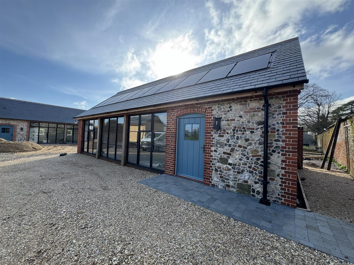 Property Image 5b94e77d-ee24-48af-b0a3-c3df0ffa1933
