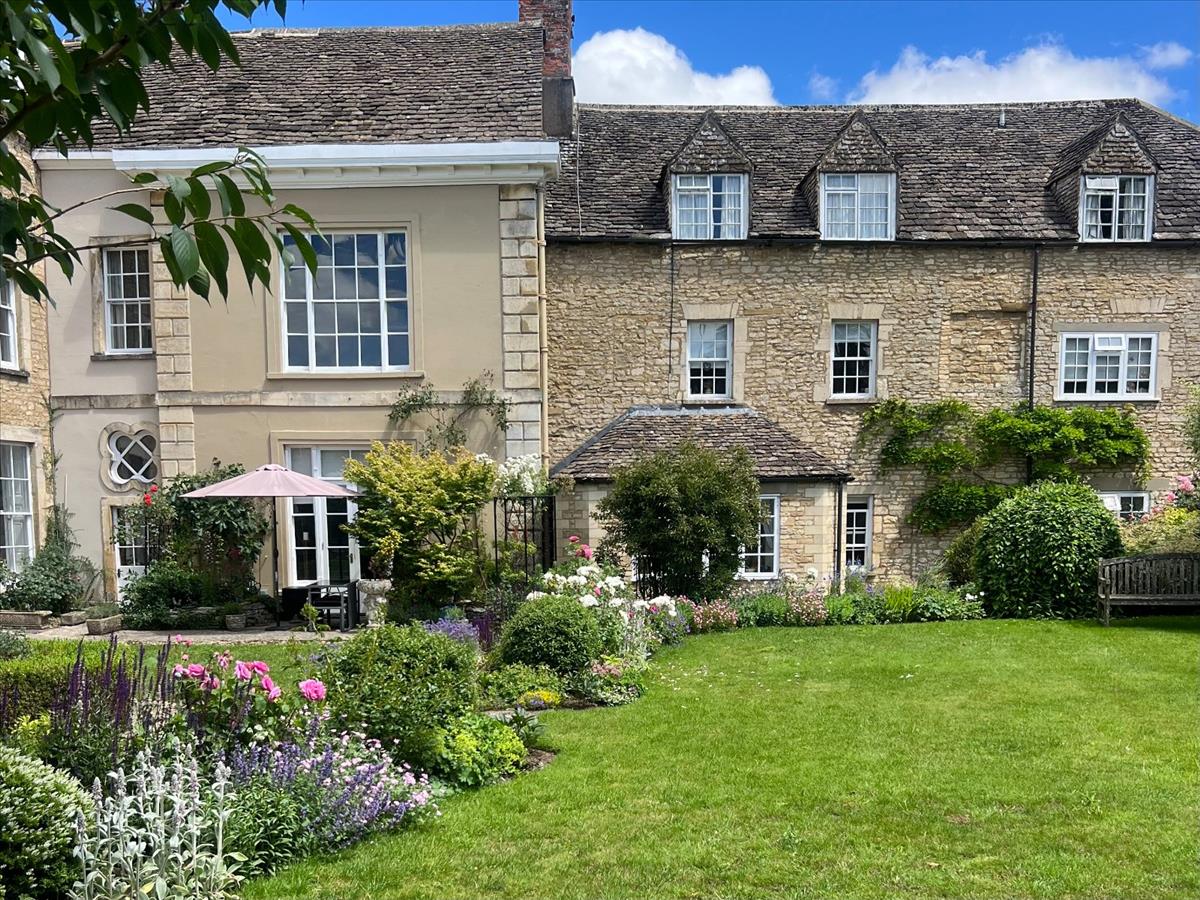 Property Image 5b95cc30-debe-41ce-94b9-7ce99194e702