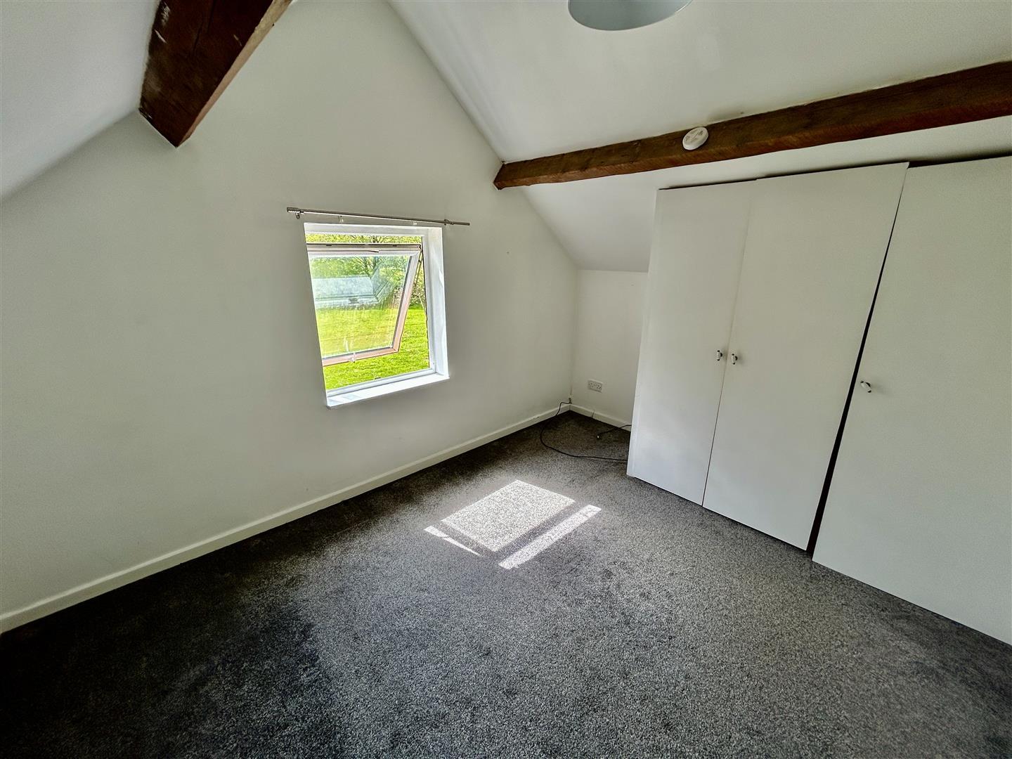 Property Image 5b97880a-8978-4cb1-8c5c-be93b31e9eb1