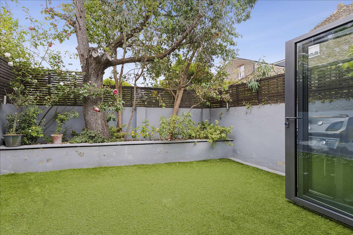 Property Image 5b993e49-8586-42b9-a3bd-46e70ec4dcef