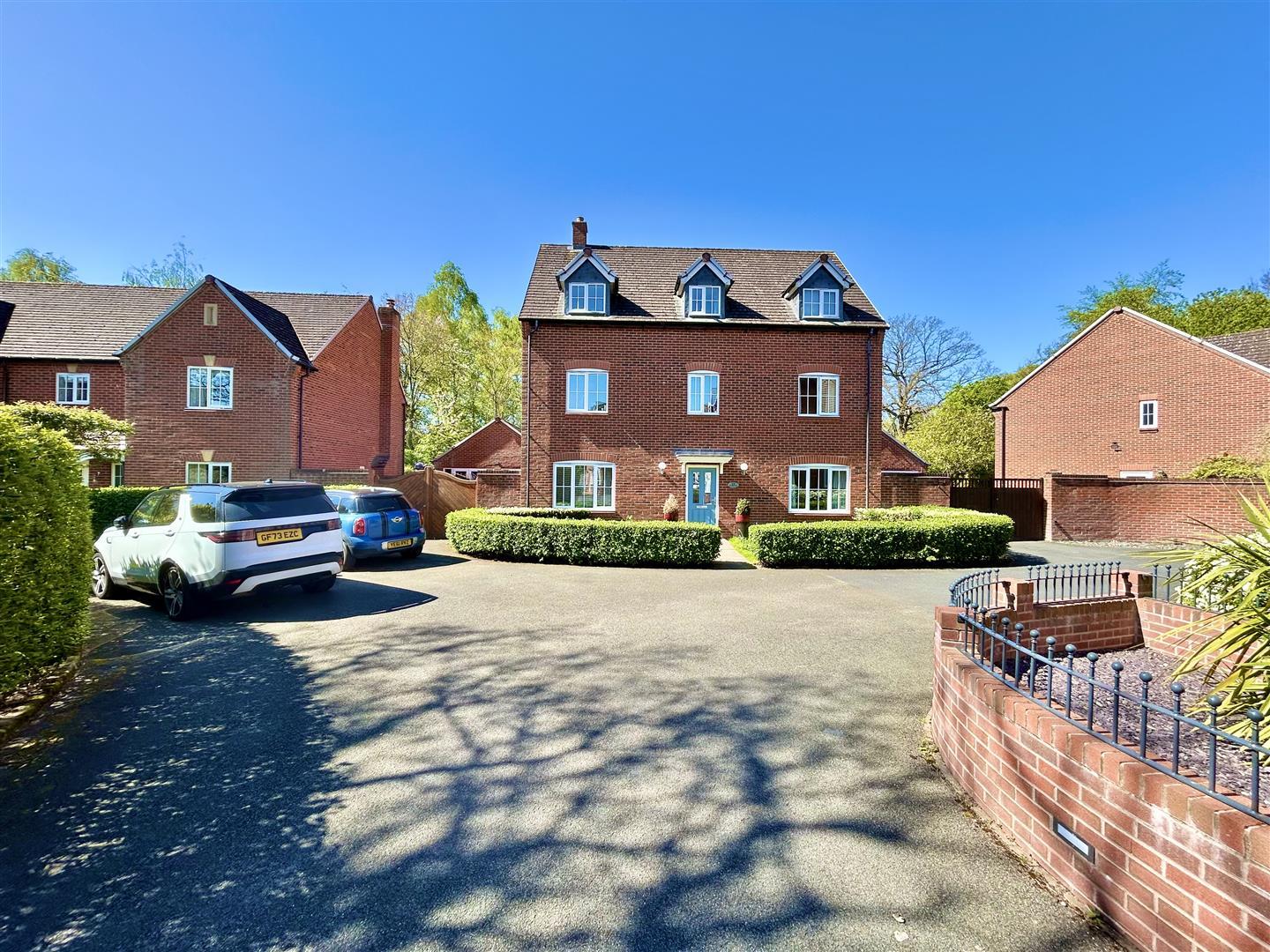Property Image 5baa4d32-be8e-4046-885b-7aa05806680b