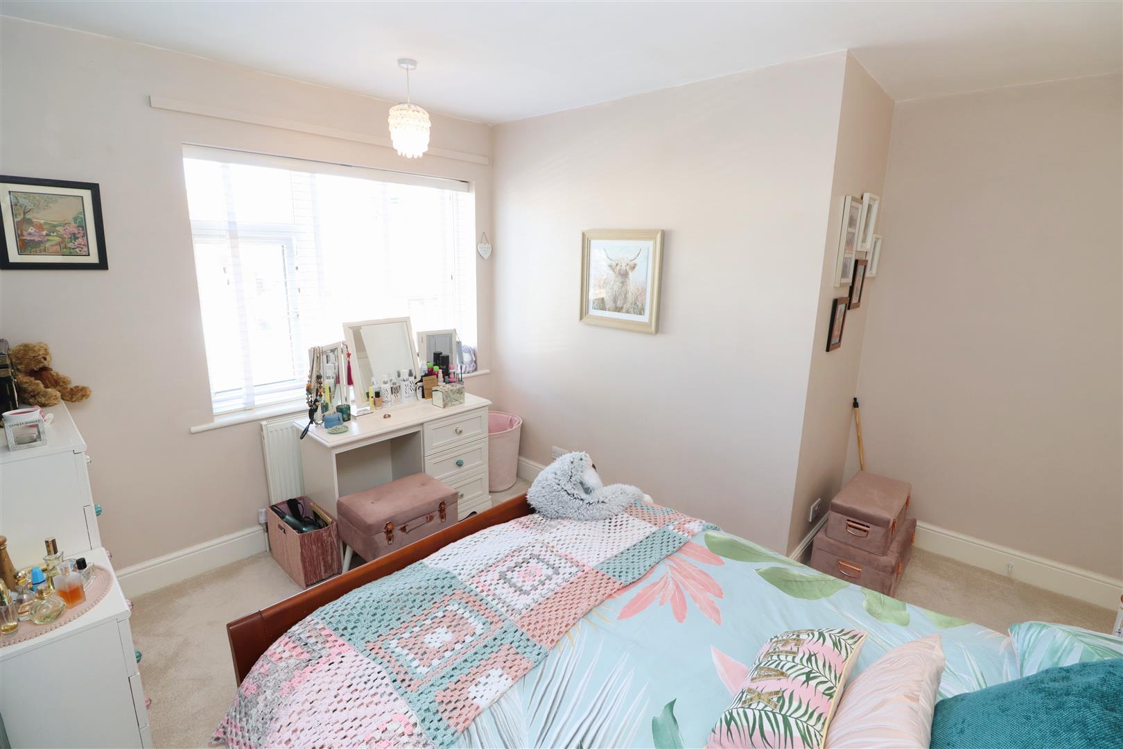 Property Image 5bbb8008-6c2e-41c0-b129-83c1f2d8de36