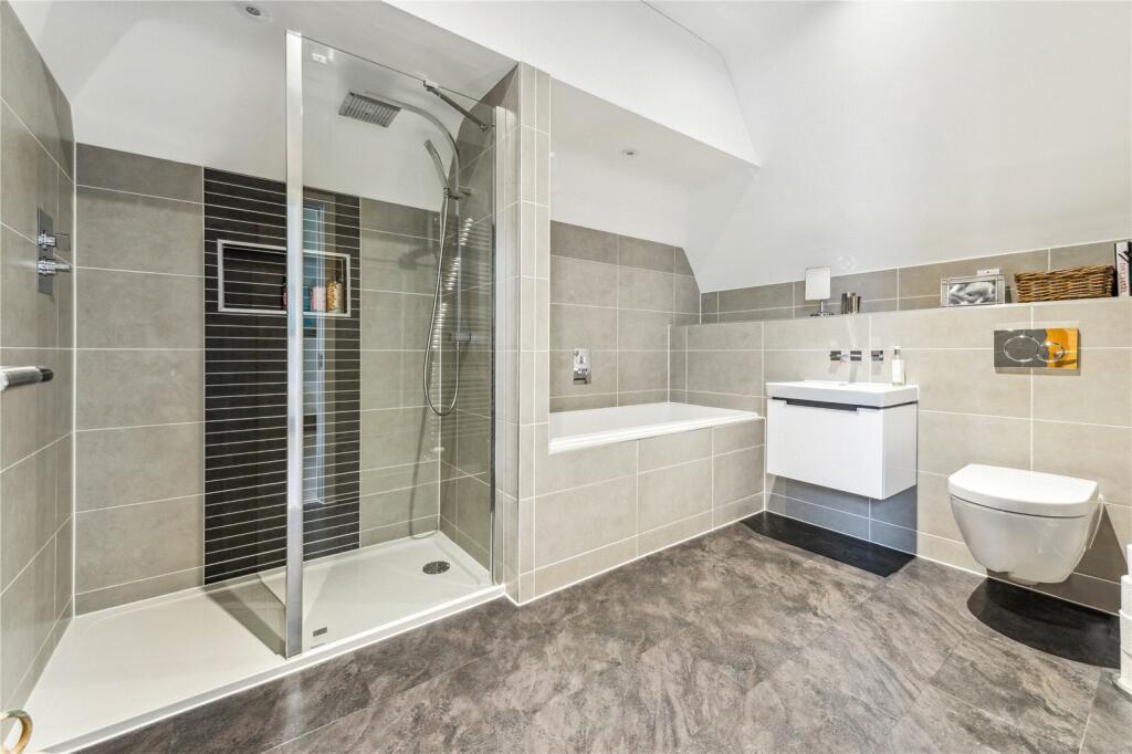 Property Image 5bbc94a7-5b4d-4536-88d2-7d4e55974880