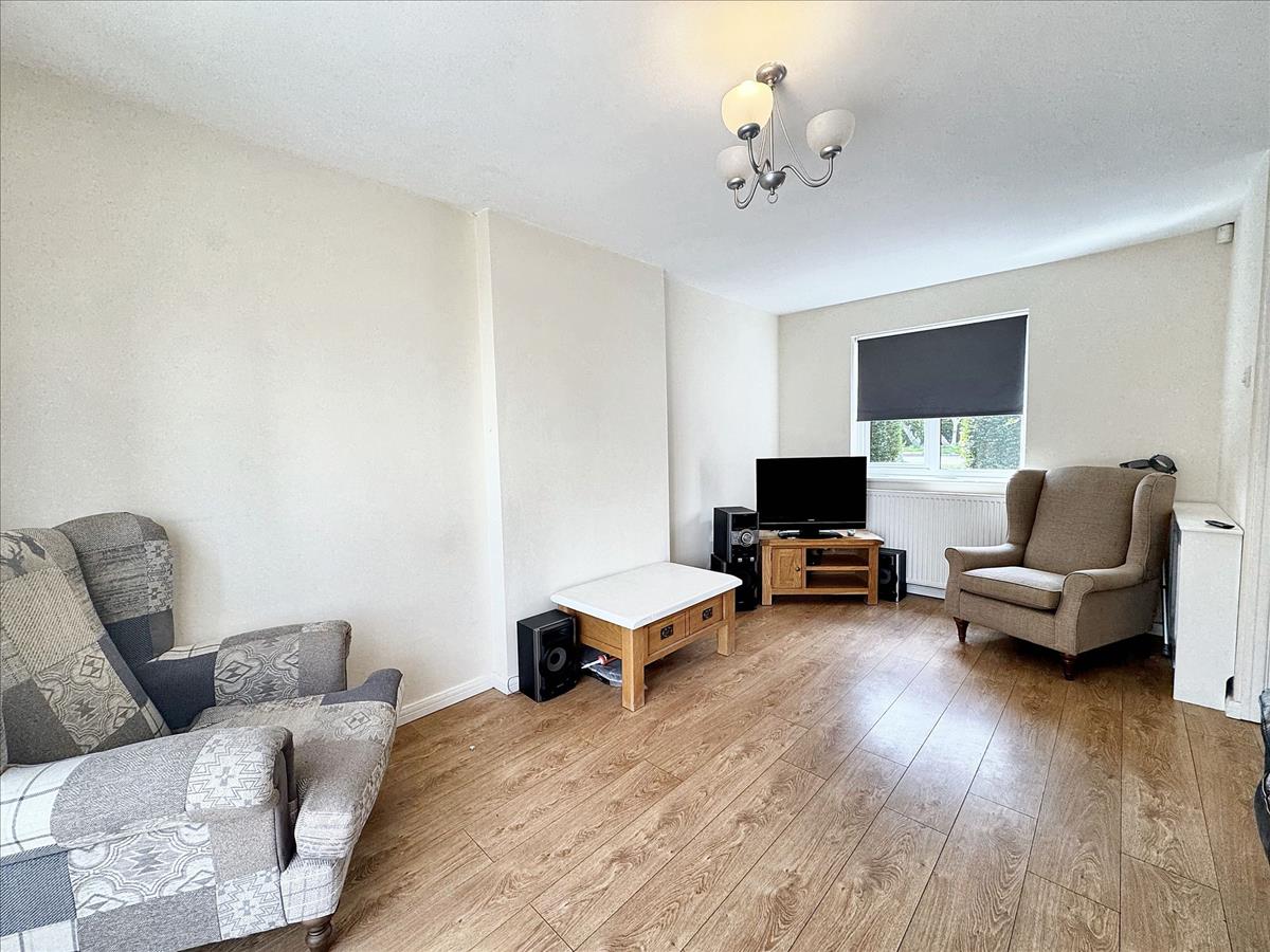 Property Image 5bd07004-aaa6-446f-83e8-59c5c9363ce6