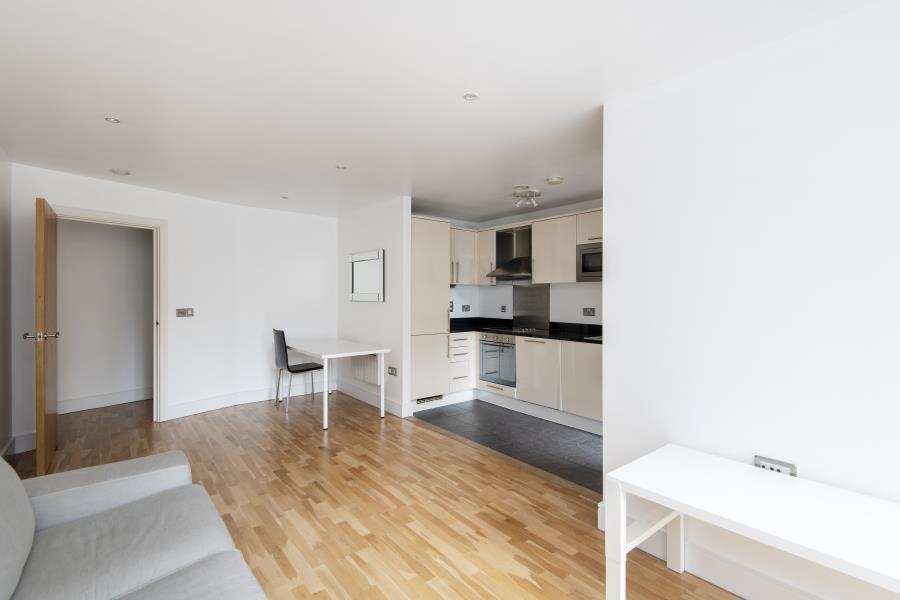 Property Image 5bf12257-f485-44f0-a631-462e0c8a8ba7