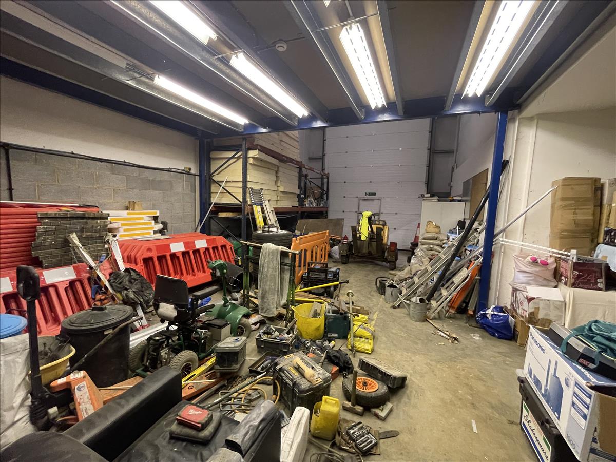 Property Image 5bf27c0c-28fe-44e9-bc84-c7674745d46f