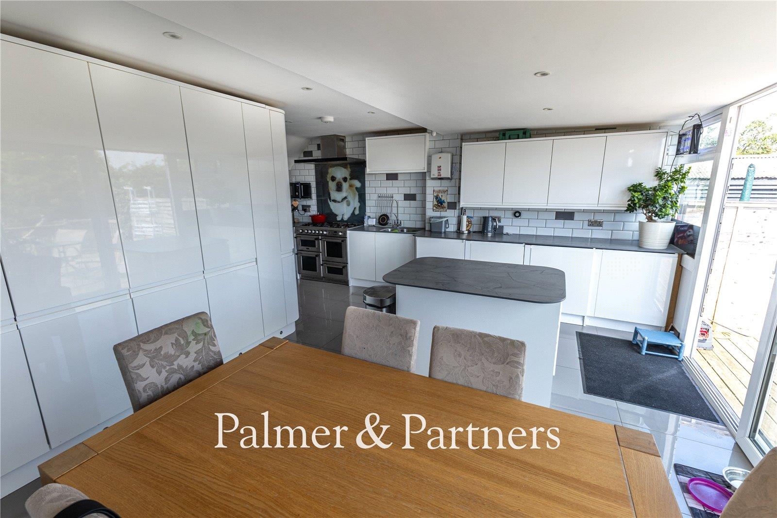 Property Image 5bf3fd0c-858c-4e35-b6c8-e80caef028d9