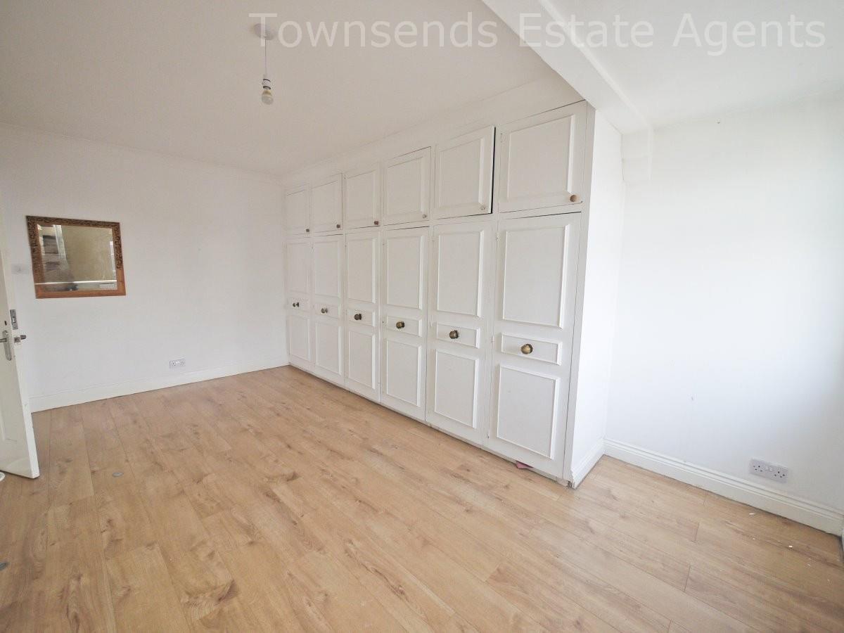 Property Image 5bf40c4a-88ce-4652-86a2-b6ad67bfefe9