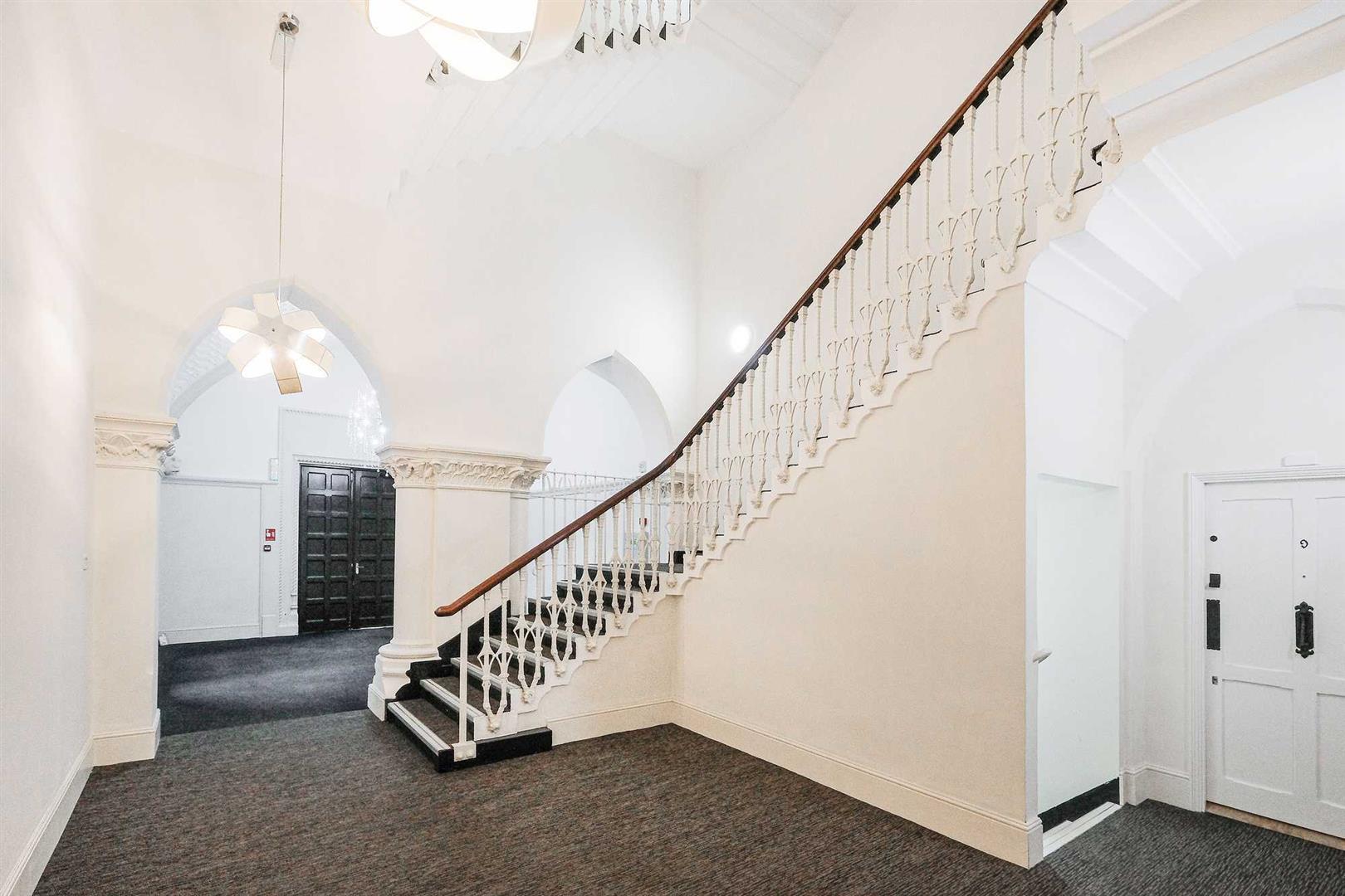 Property Image 5bf7a942-1c82-4054-b13b-83ef814c3523