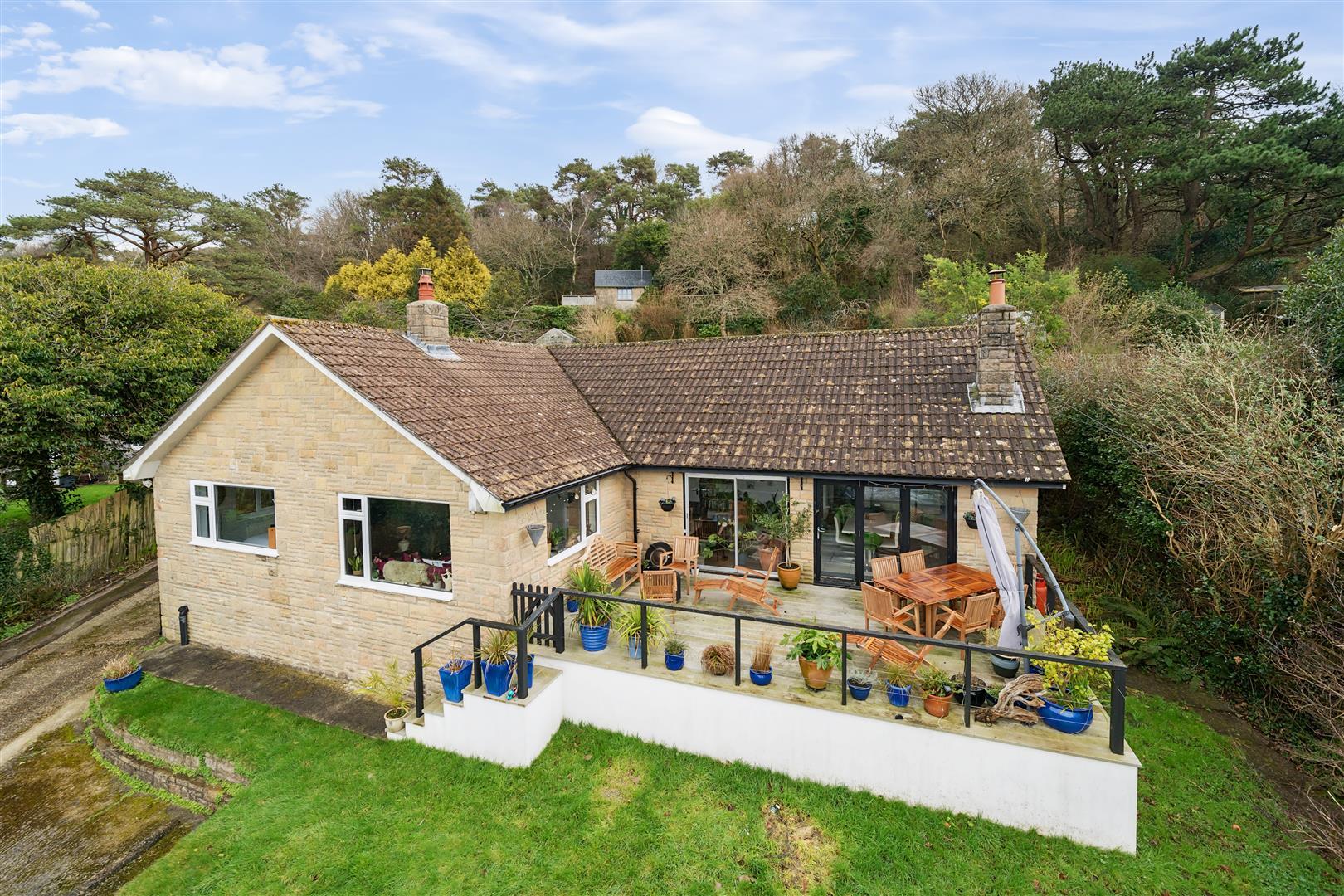 Property Image 5bf8abc6-47dc-46cf-9be0-de0b8969b310