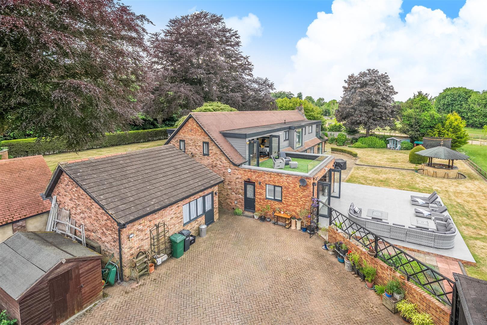 Property Image 5c0ce998-53d3-46f4-a418-ca50468caeb6