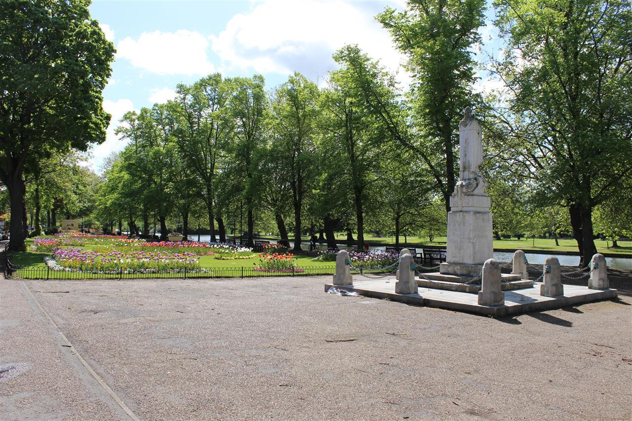 Property Image 5c102a12-f7e8-4a45-8936-aee20101b94d