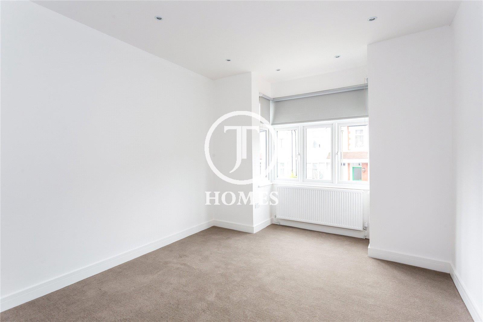 Property Image 5c1beae2-2569-4e58-bd20-d50b1a2ada05