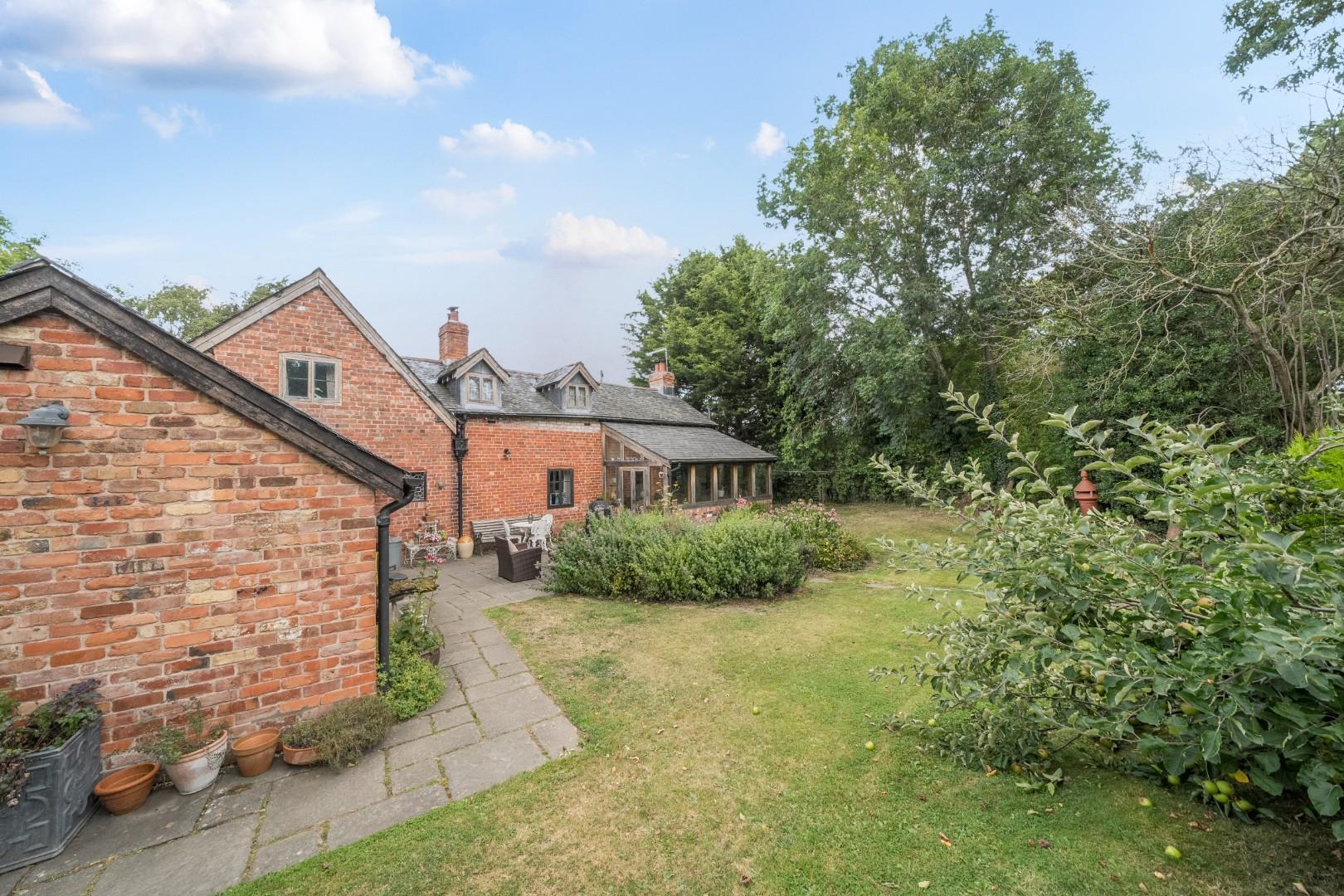 Property Image 5c2d2fb1-b069-4971-b252-ed94e3b8fe61