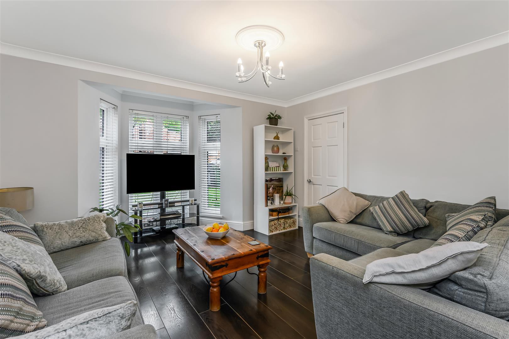Property Image 5c3613fa-0154-4fb7-8202-6439662b2277