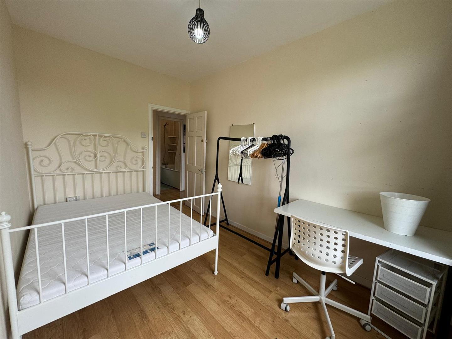 Property Image 5c38ac68-24a0-48b5-abd7-31fcdb597806