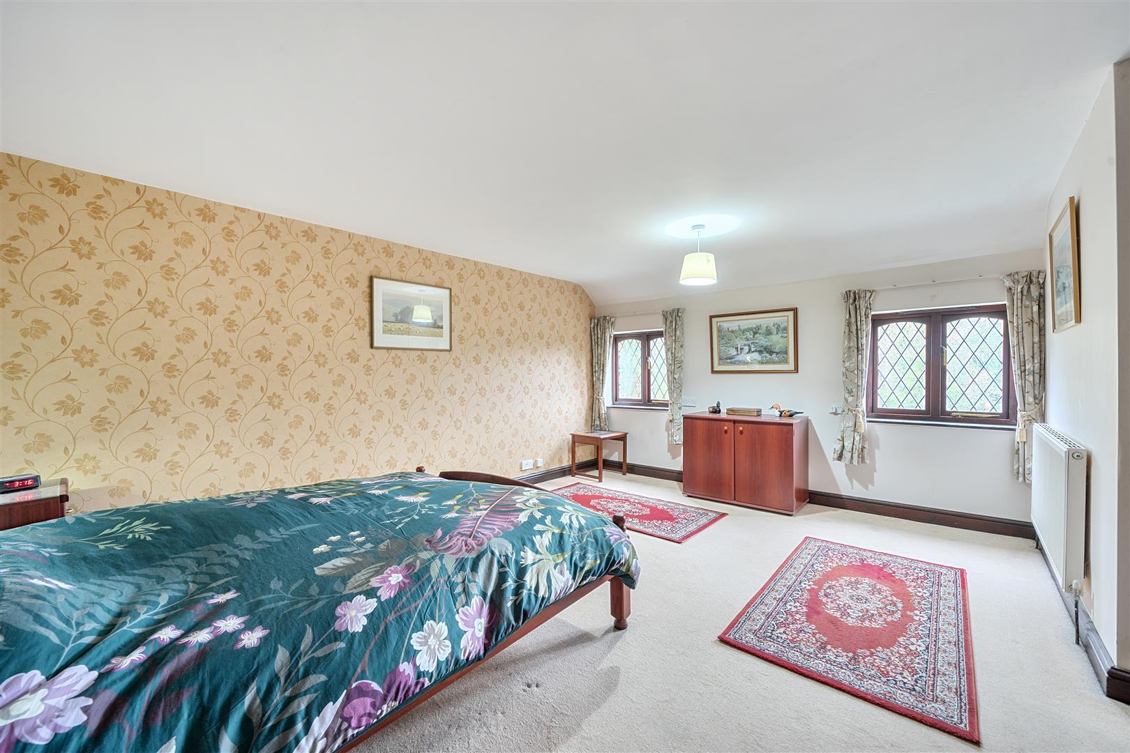 Property Image 5c6a8c10-f8d2-4345-9eb1-41ab90876f63