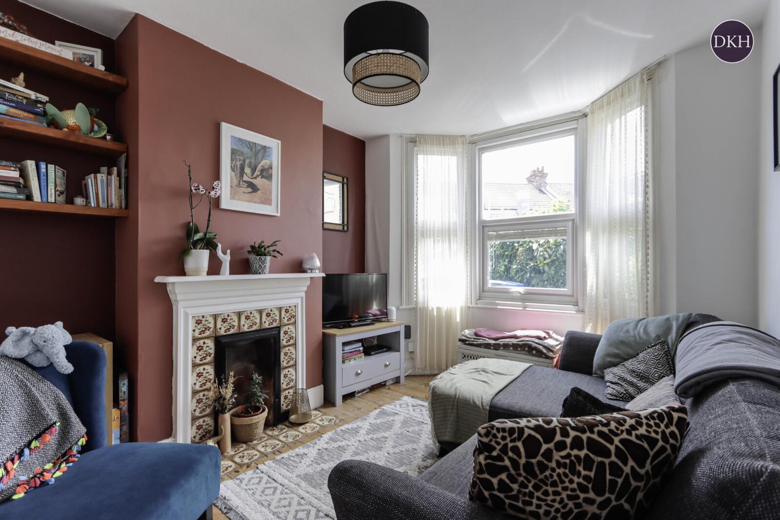 Property Image 5c6c9fdb-5c72-43d4-8054-10e8b78d7dee