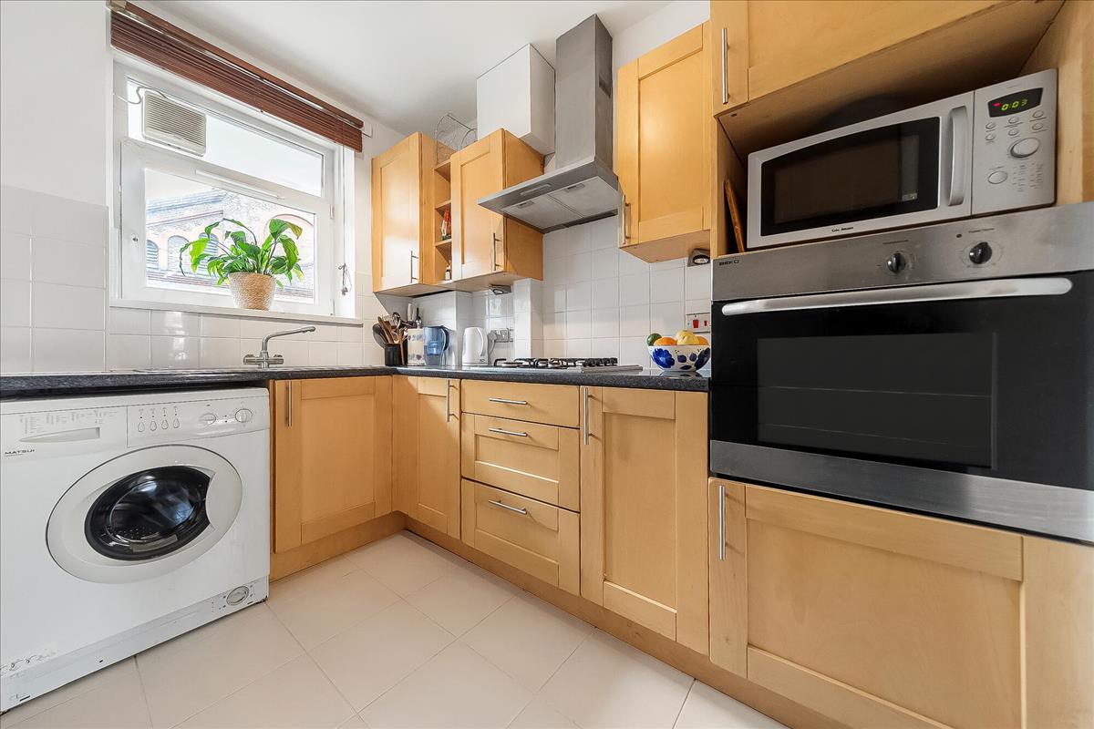 Property Image 5c7af24a-dd6d-41b6-8ed2-16d227b3eb0e