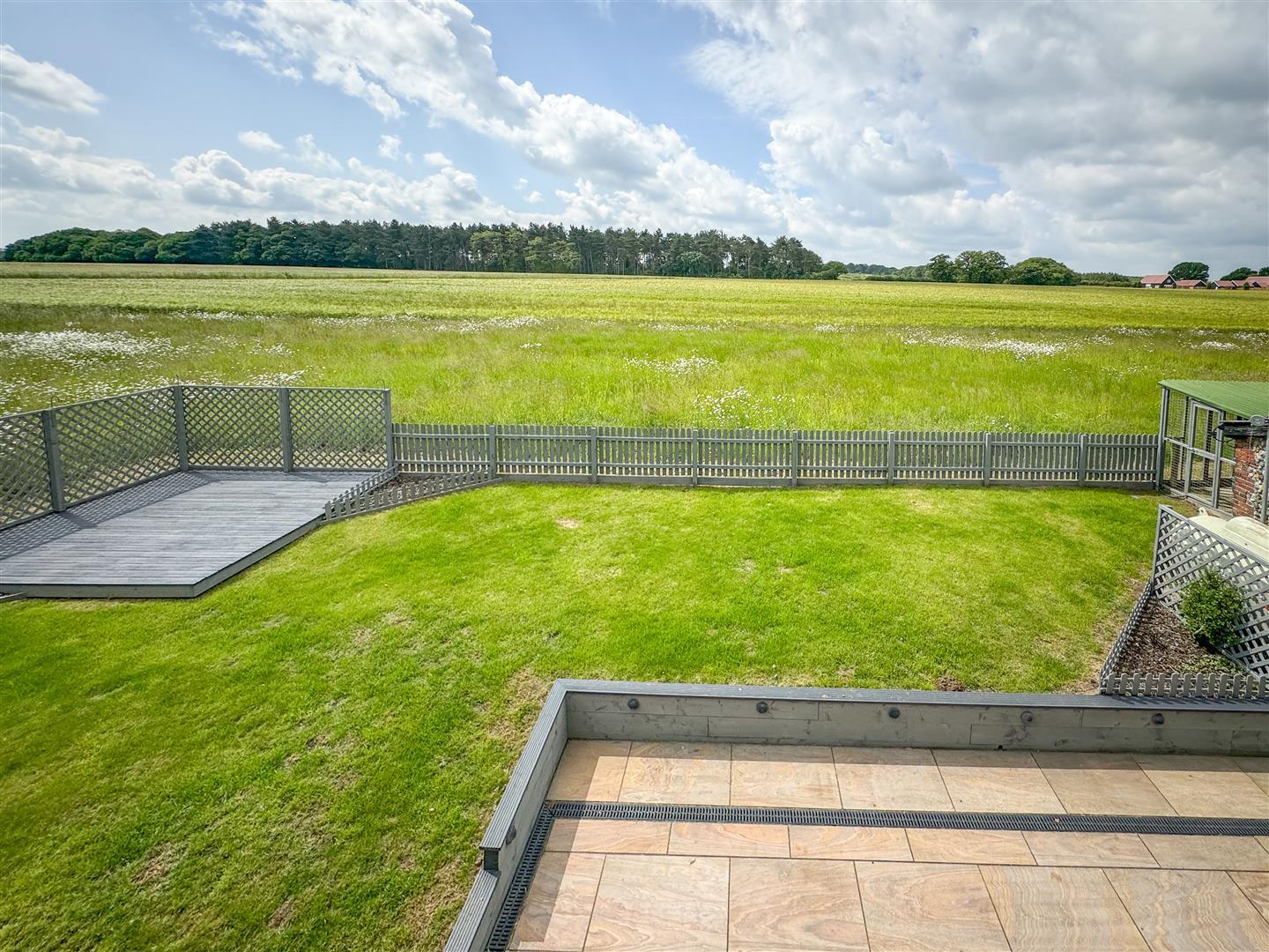 Property Image 5c7f3ae6-be12-44e5-9beb-ea1e1cb6879f