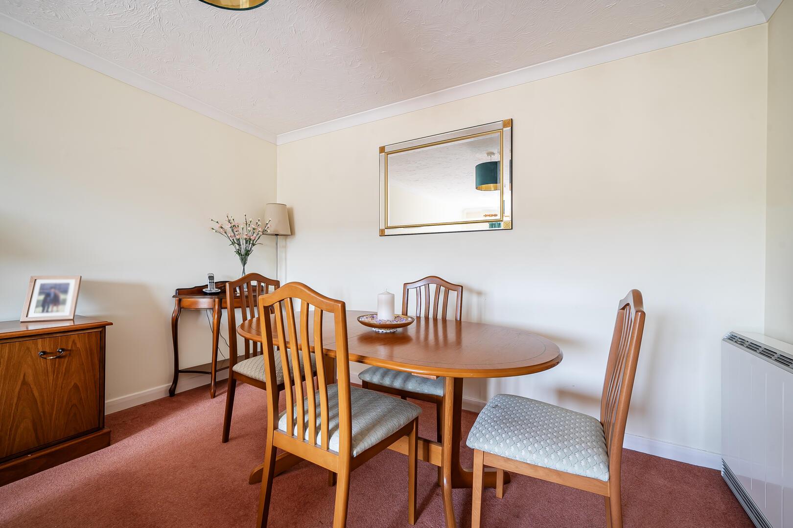 Property Image 5c89c512-76ce-45a4-bb2a-9f2f442df043