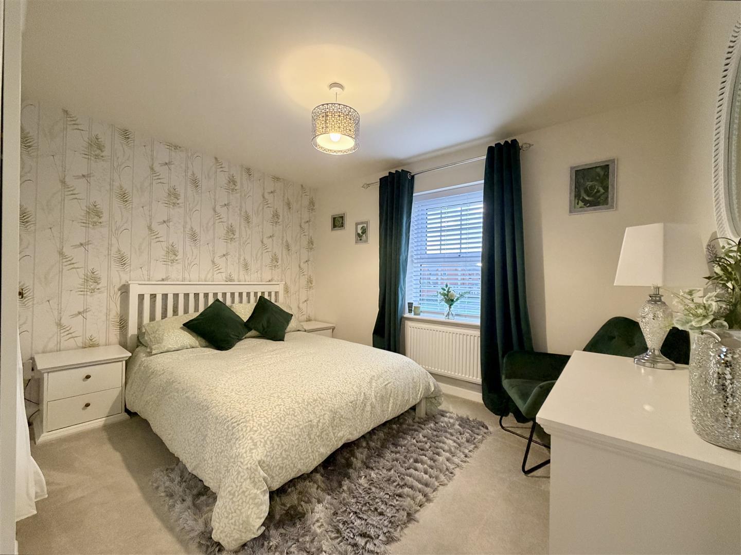 Property Image 5c92238a-ddc2-421c-ae2c-abc82285b5b7