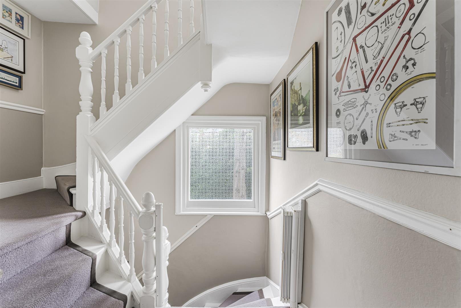 Property Image 5c95d8df-2bff-4bf9-addf-e39436a31aa0