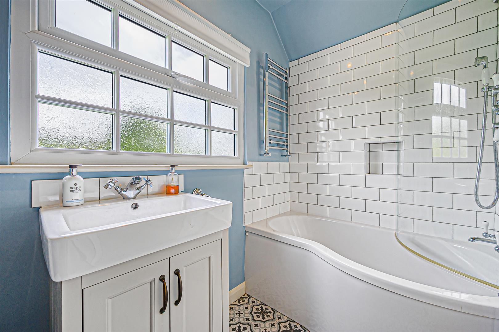 Property Image 5c9a27f7-5c4d-4fb6-bab1-bd5fbb15a228